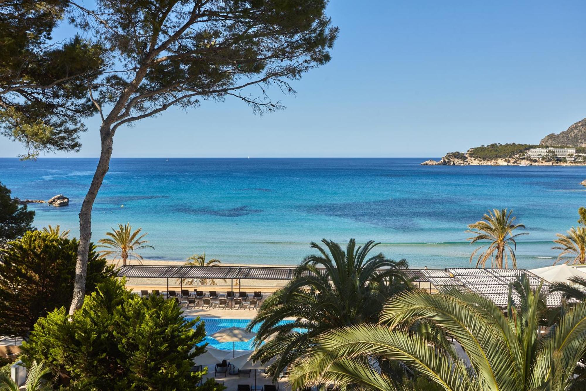 Secrets Mallorca Villamil Resort & Spa - Adults Only パゲラ エクステリア 写真 View of the beach