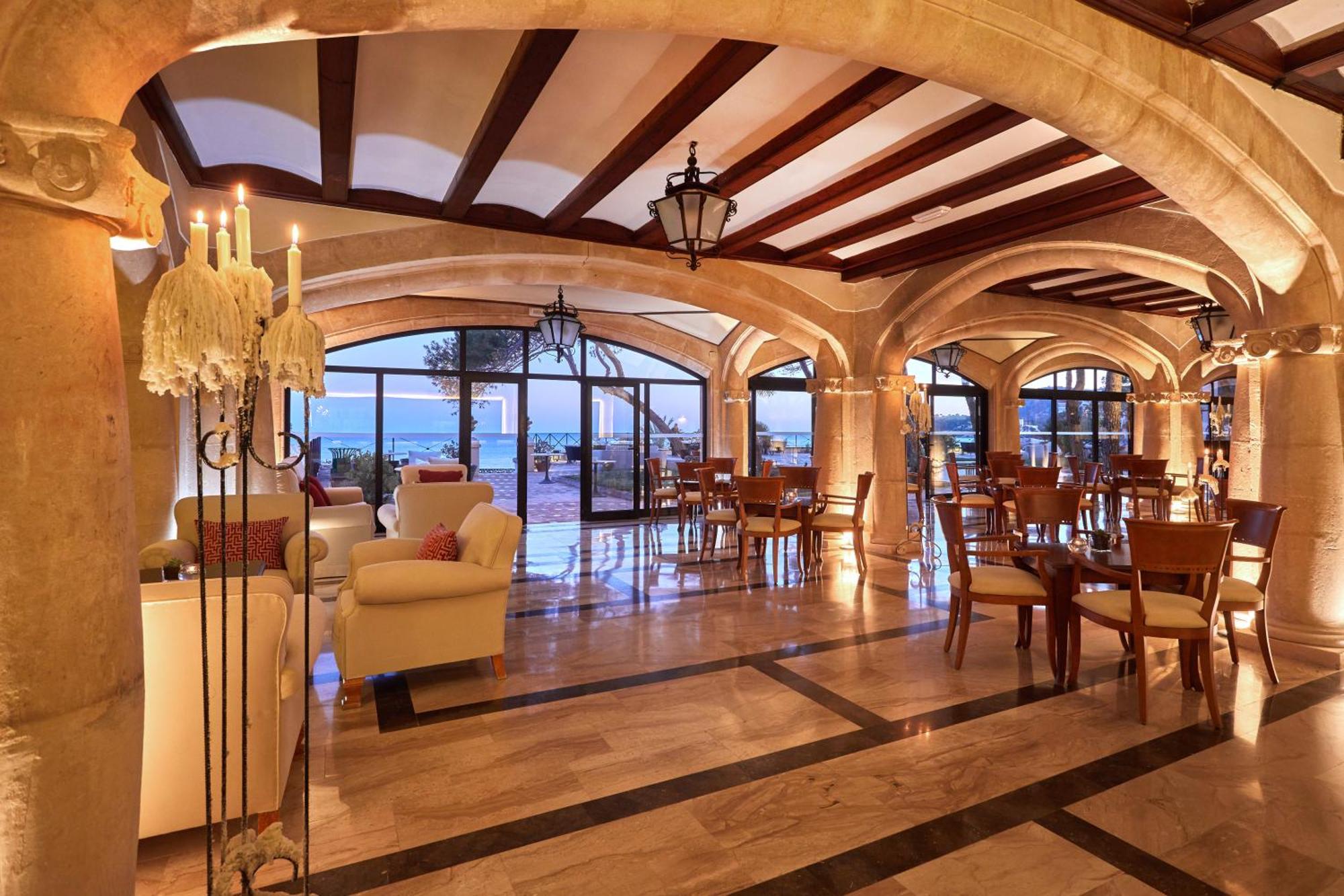 Secrets Mallorca Villamil Resort & Spa - Adults Only パゲラ エクステリア 写真 Interior of the hotel