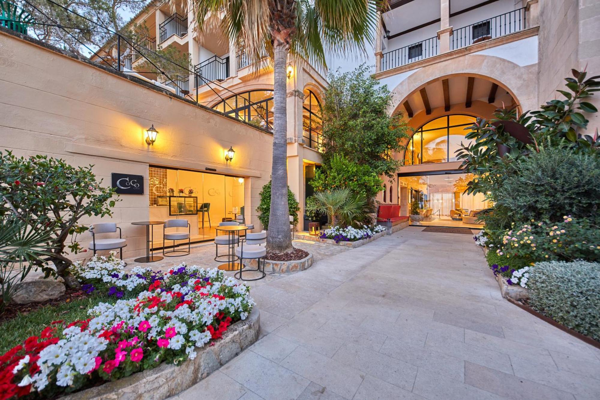 Secrets Mallorca Villamil Resort & Spa - Adults Only パゲラ エクステリア 写真 The Village