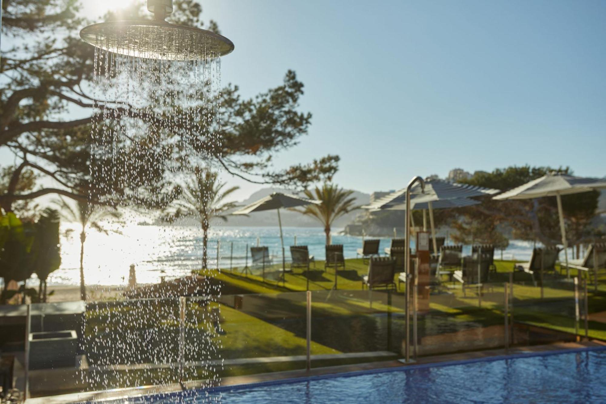 Secrets Mallorca Villamil Resort & Spa - Adults Only パゲラ エクステリア 写真 The pool at the hotel