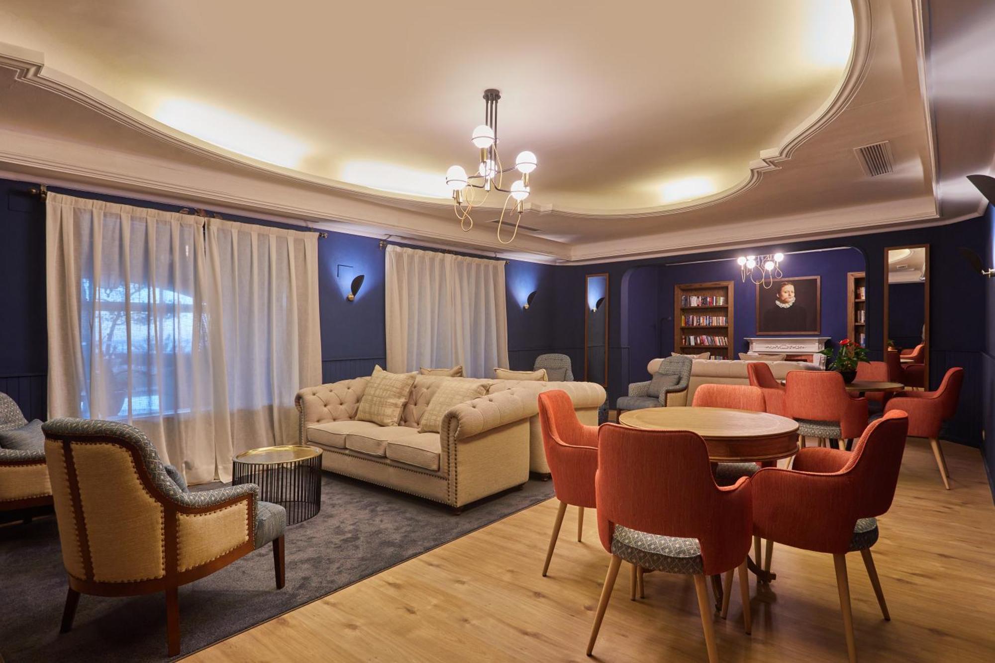 Secrets Mallorca Villamil Resort & Spa - Adults Only パゲラ エクステリア 写真 The lounge at the airport